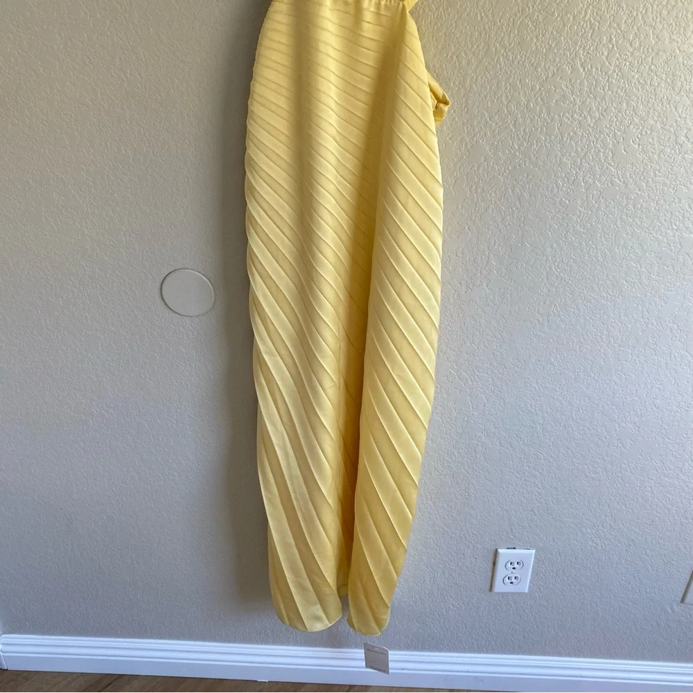 Abercrombie & Fitch Giselle Pleated One Shoulder Cutout Maxi Dress Yellow Petite